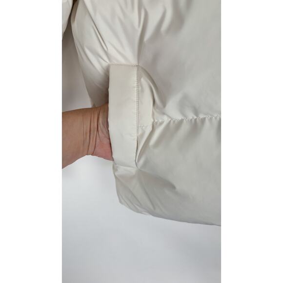 Fabletics Essential Puffer Coat Jacket Womens Size XS Bone White New Flawed - Picture 8 of 12